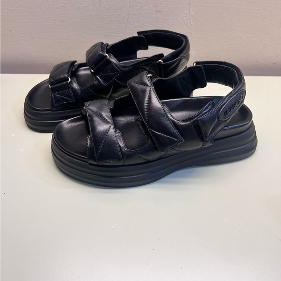 Iceberg Black Platform Sandals with Chunky Sole - Picture 8 of 9
